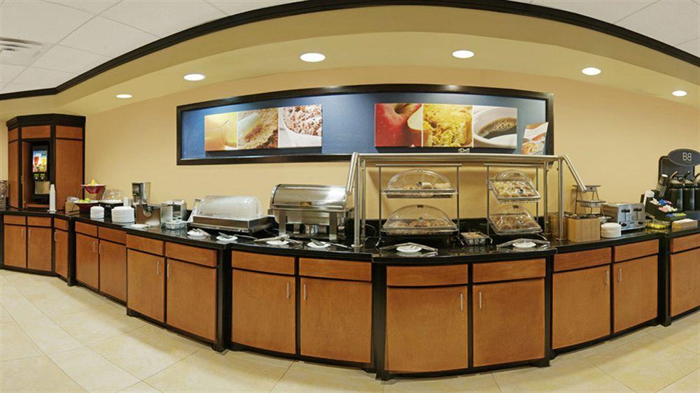 Fairfield & Houston Hotel
